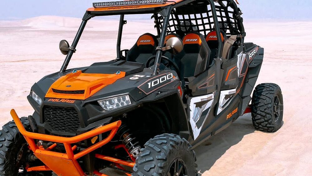 Buggy car ride Dune safari