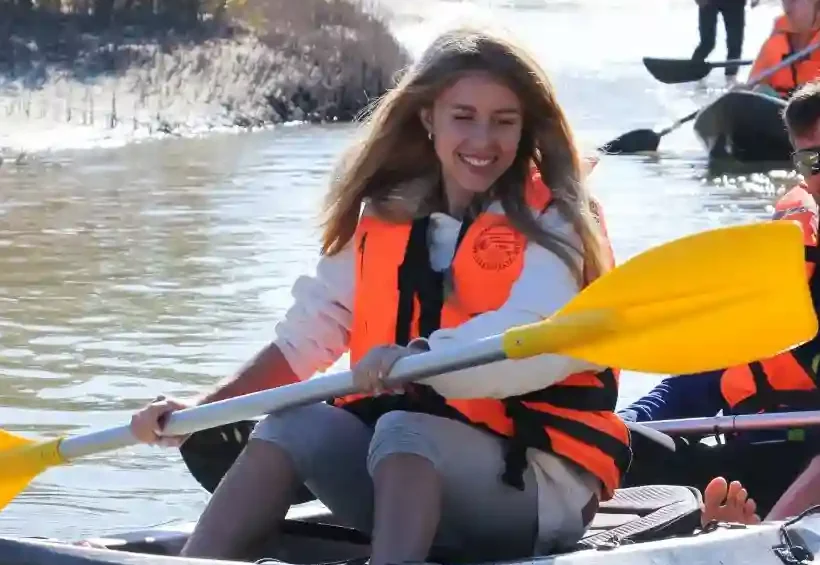 Mangroves Qatar—Discover Best Kayaking In Al Thakira