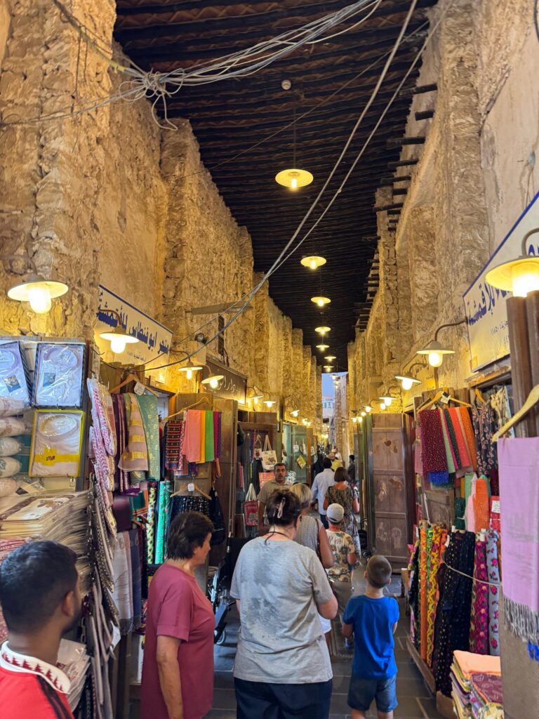 night market doha qatar, souq wakif